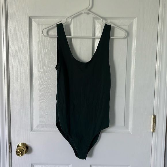 Green bodysuit with slits on both sides - Picture 2 of 2